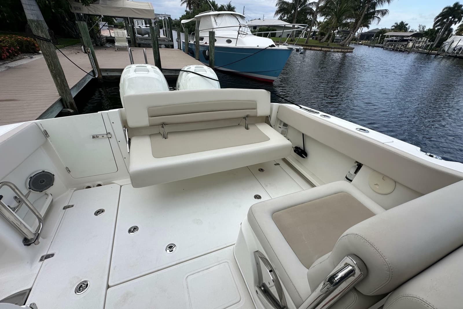 2018 Boston Whaler 320 Vantage - Photo 14