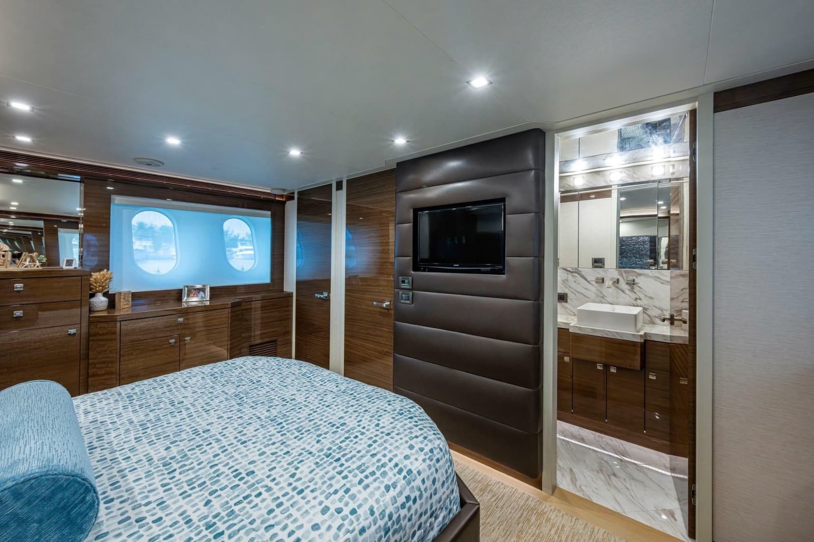 2018 Cheoy Lee Bravo 78 Sport Motor Yacht - Photo 72