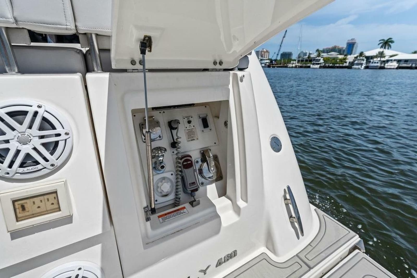 2018 Sea Ray Fly 460 - Photo 22