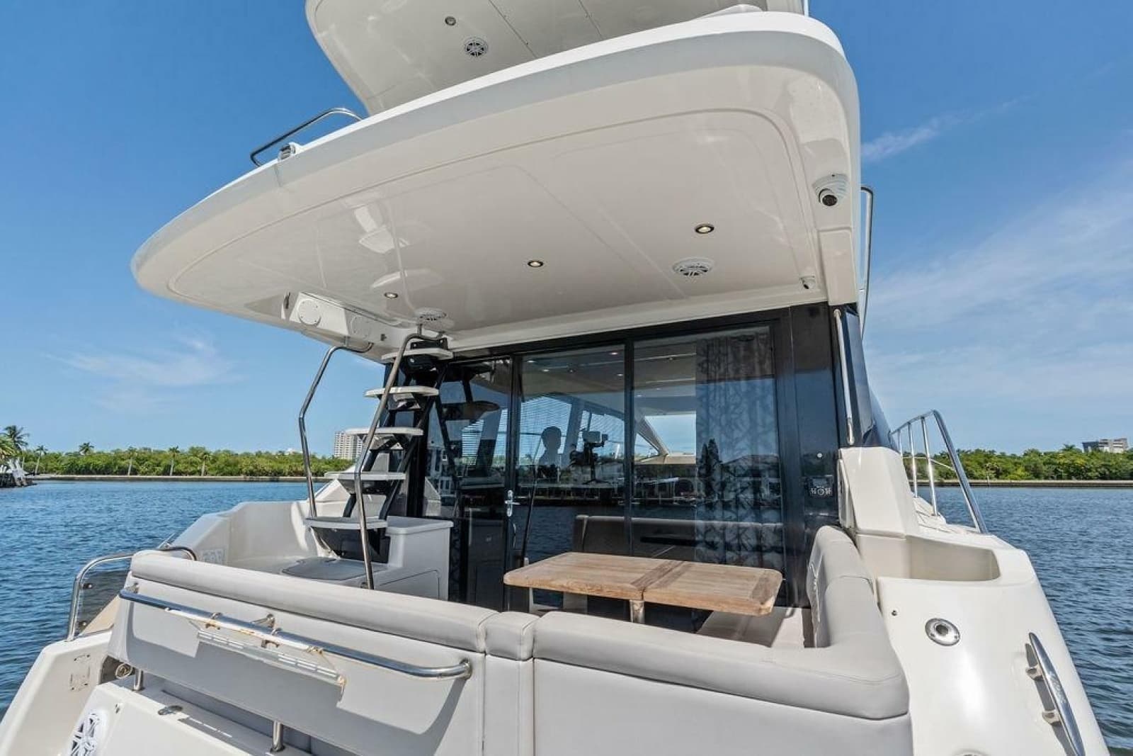 2018 Sea Ray Fly 460 - Photo 27