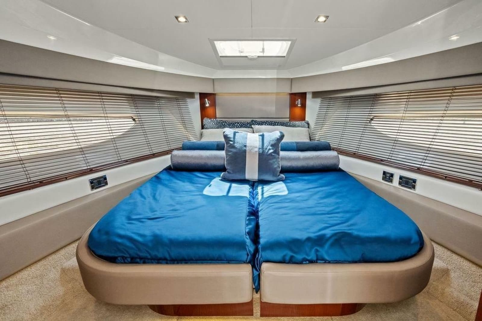 2018 Sea Ray Fly 460 - Photo 61