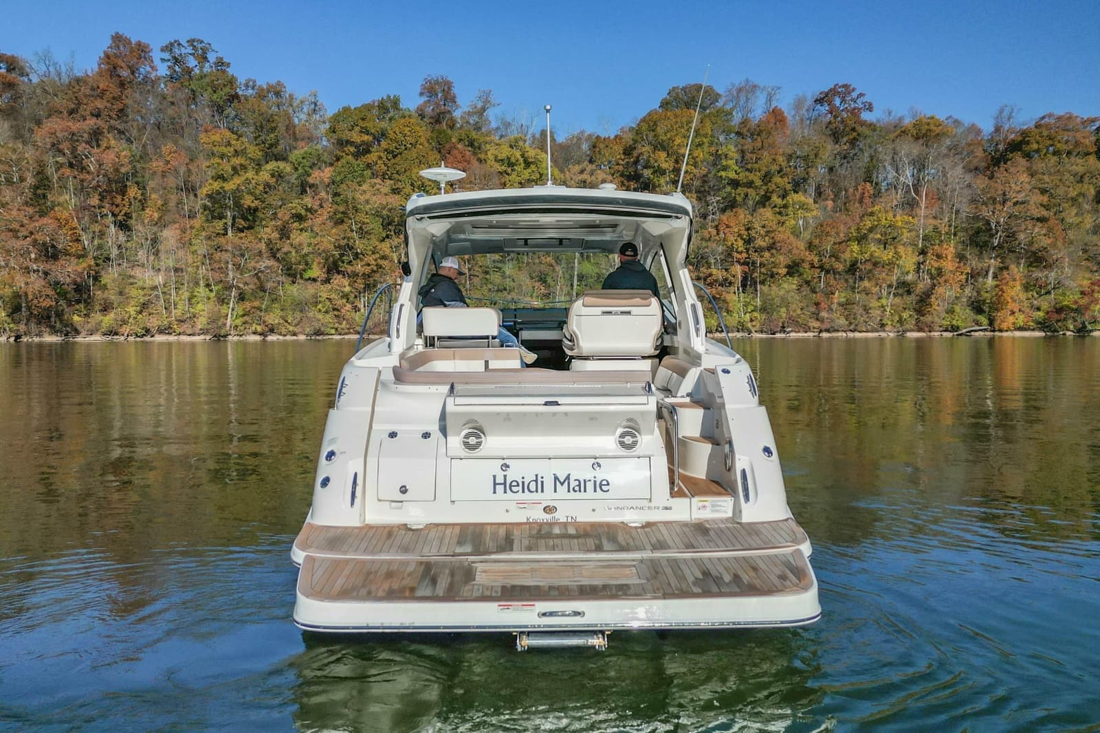 2018 Sea Ray Sundancer 350 Coupe - Photo 3