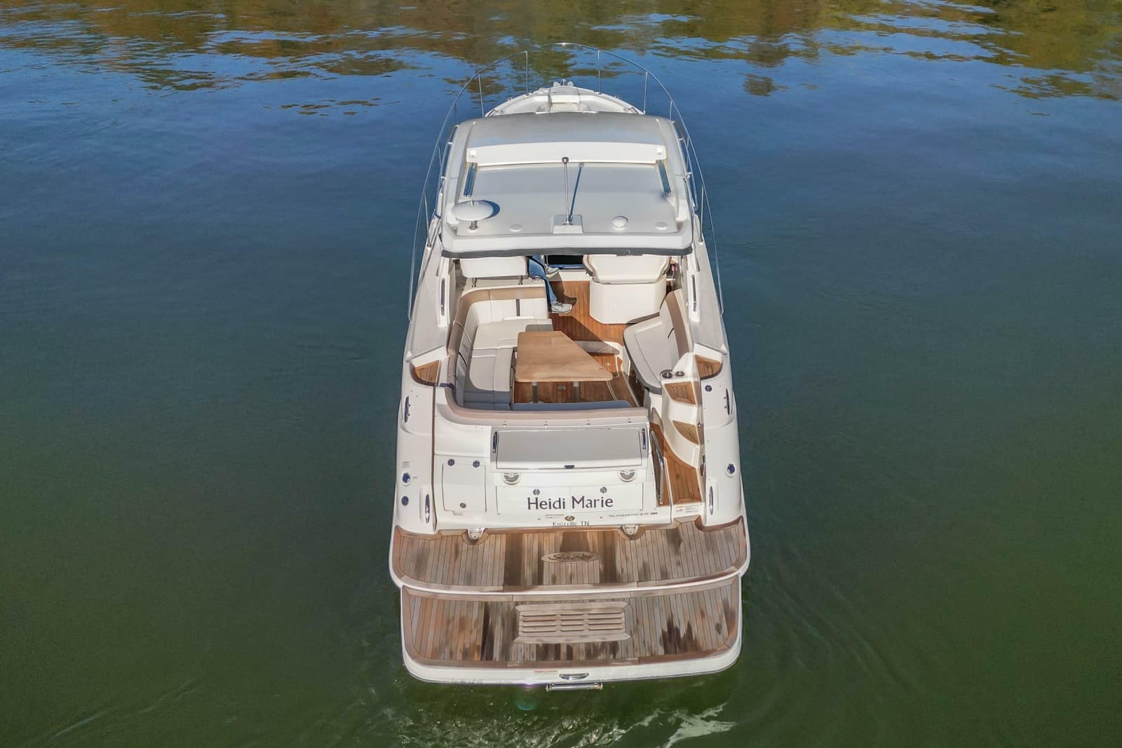 2018 Sea Ray Sundancer 350 Coupe - Photo 8