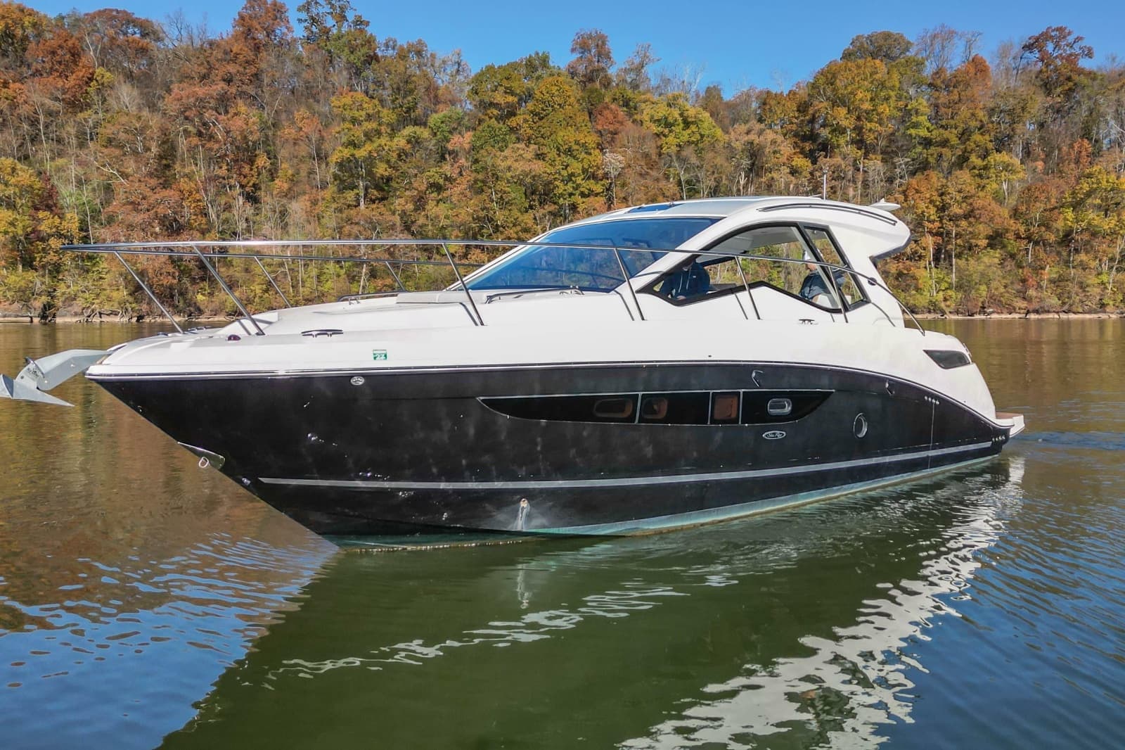 2018 Sea Ray Sundancer 350 Coupe - Photo 1