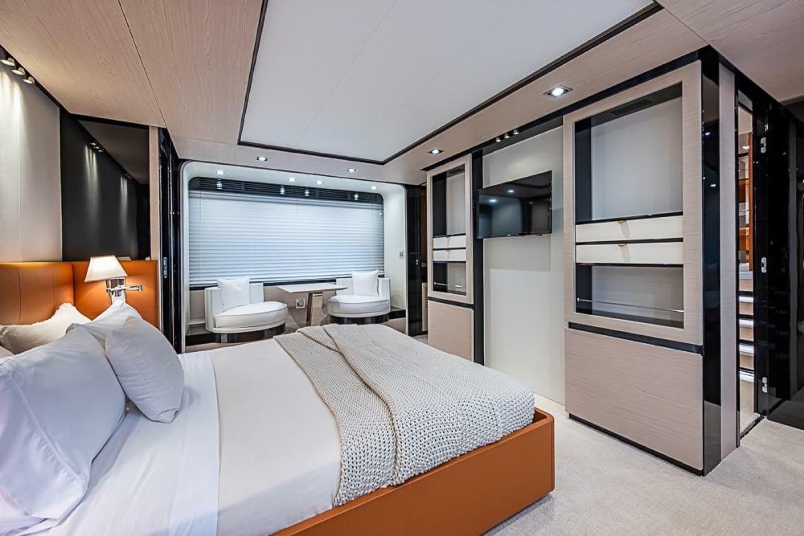 2017 Azimut 80 - Photo 60