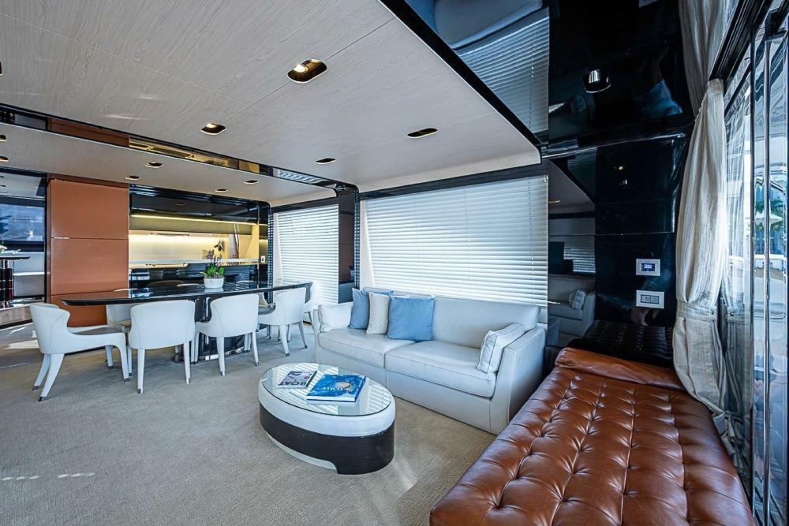 2017 Azimut 80 - Photo 39