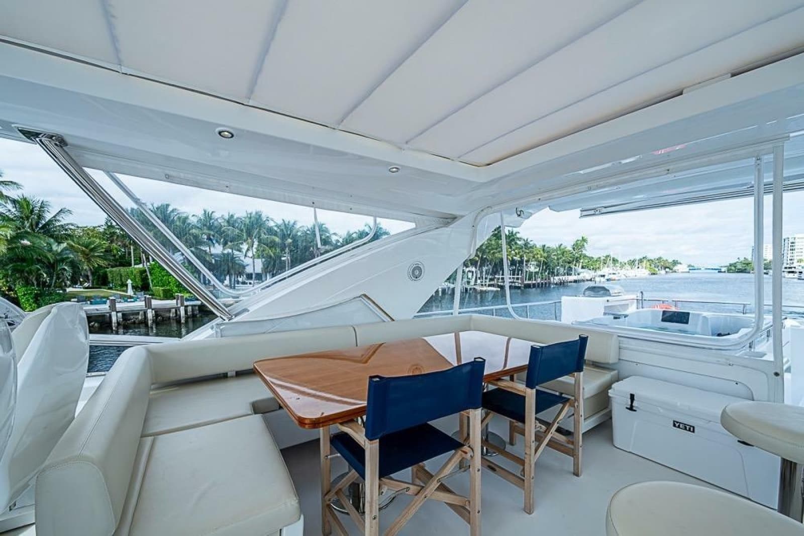 2017 Azimut 80 - Photo 23