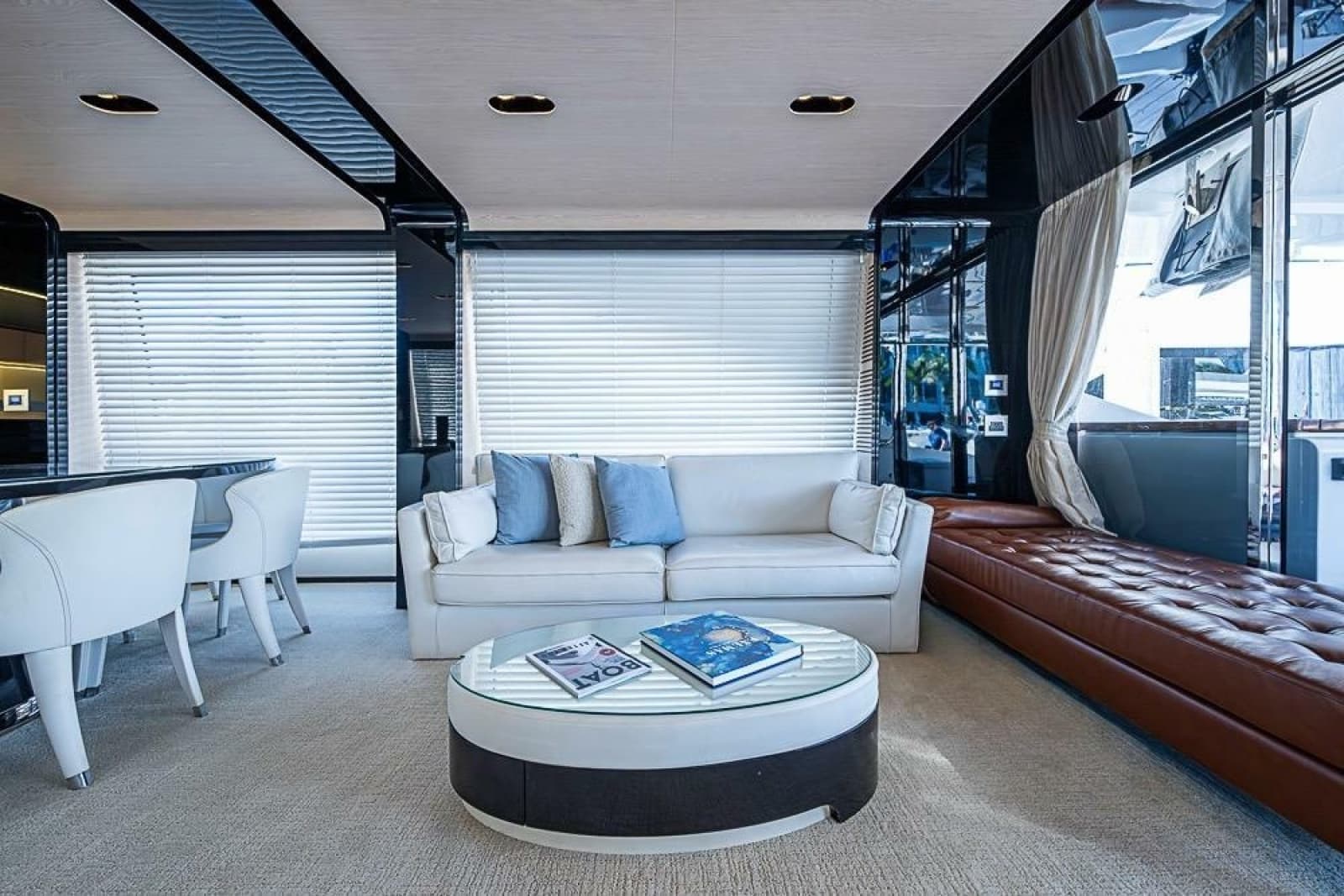 2017 Azimut 80 - Photo 36