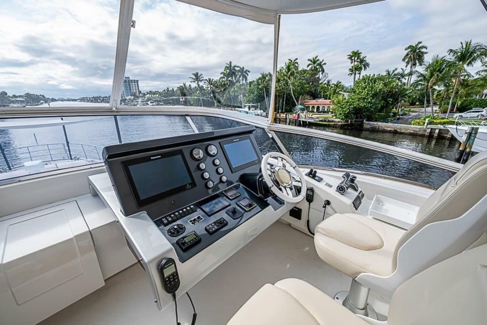 2017 Azimut 80 - Photo 25