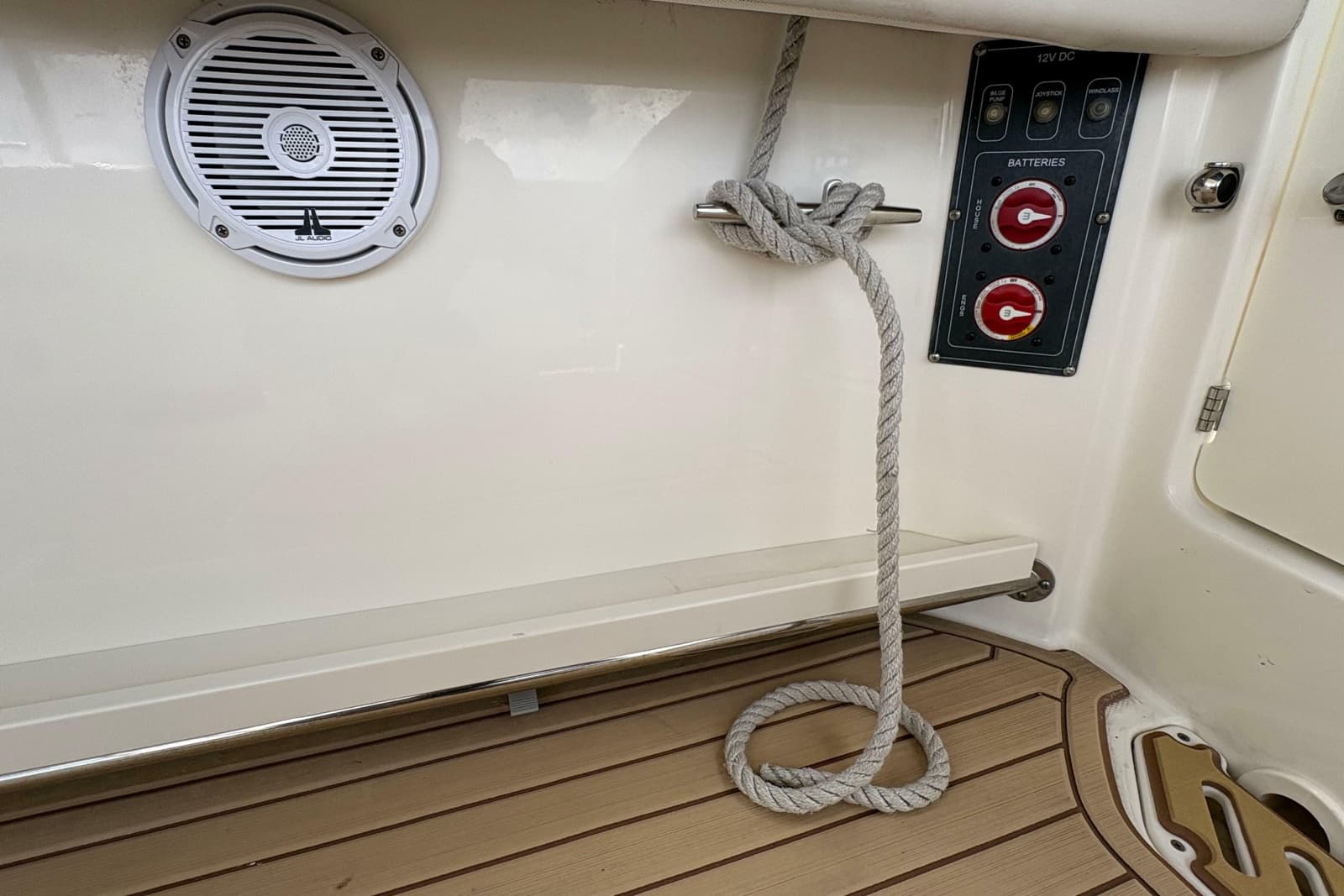 2017 Boston Whaler 270 Vantage - Photo 13