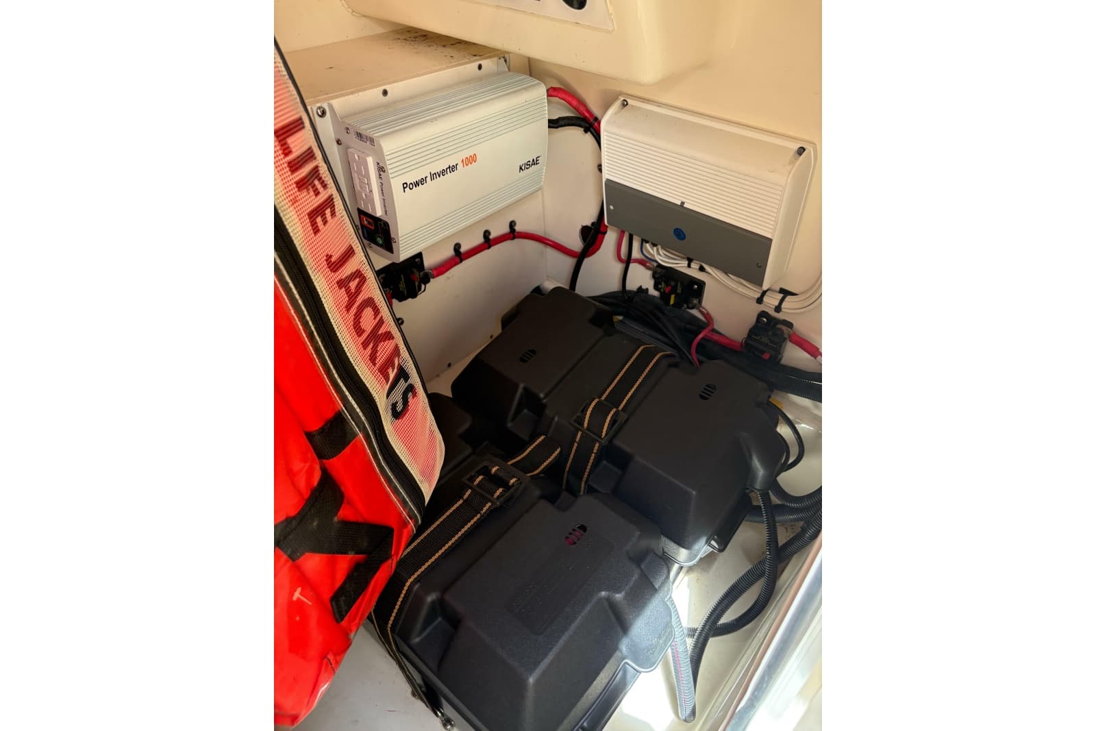 2017 Boston Whaler 270 Vantage - Photo 11