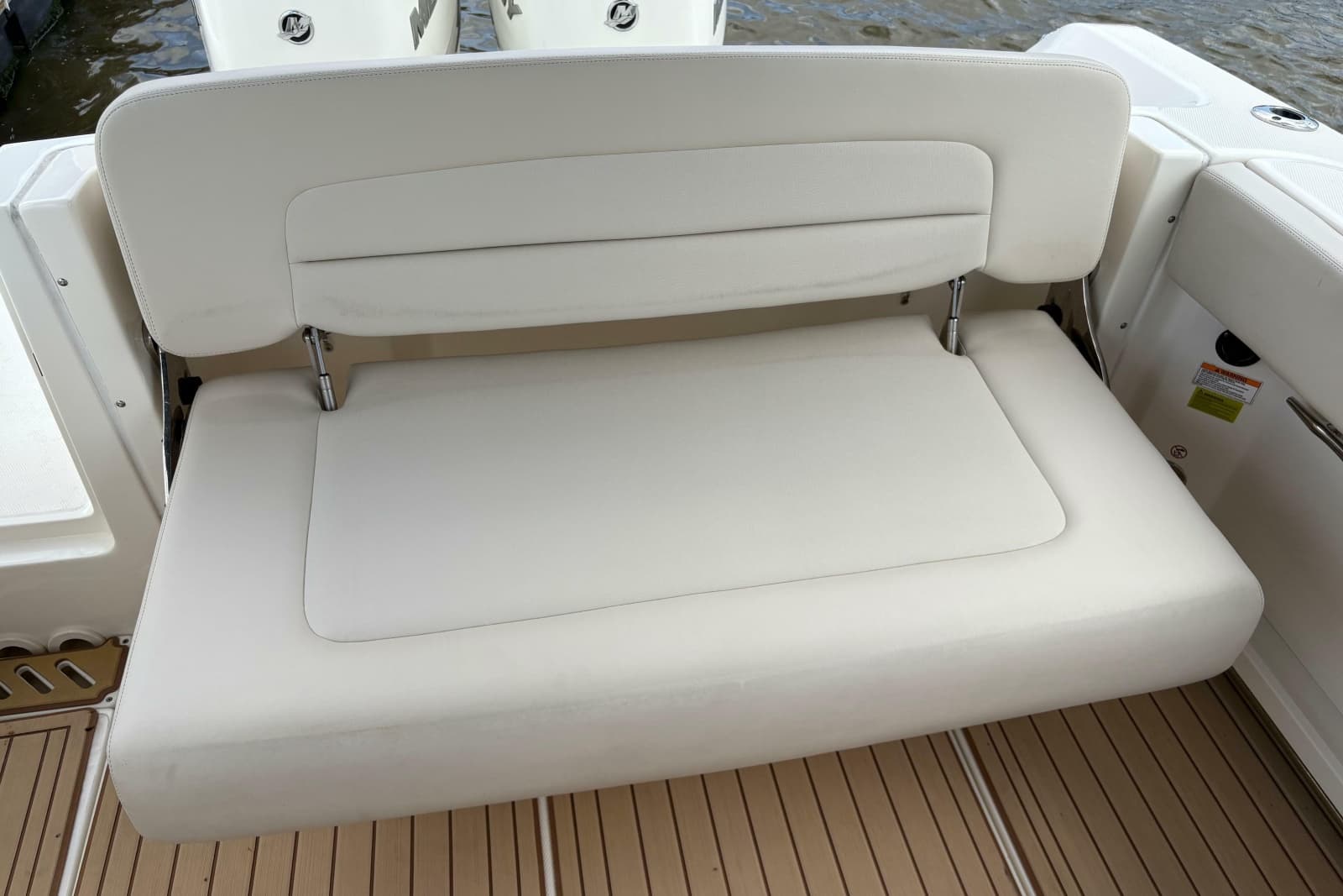 2017 Boston Whaler 270 Vantage - Photo 10