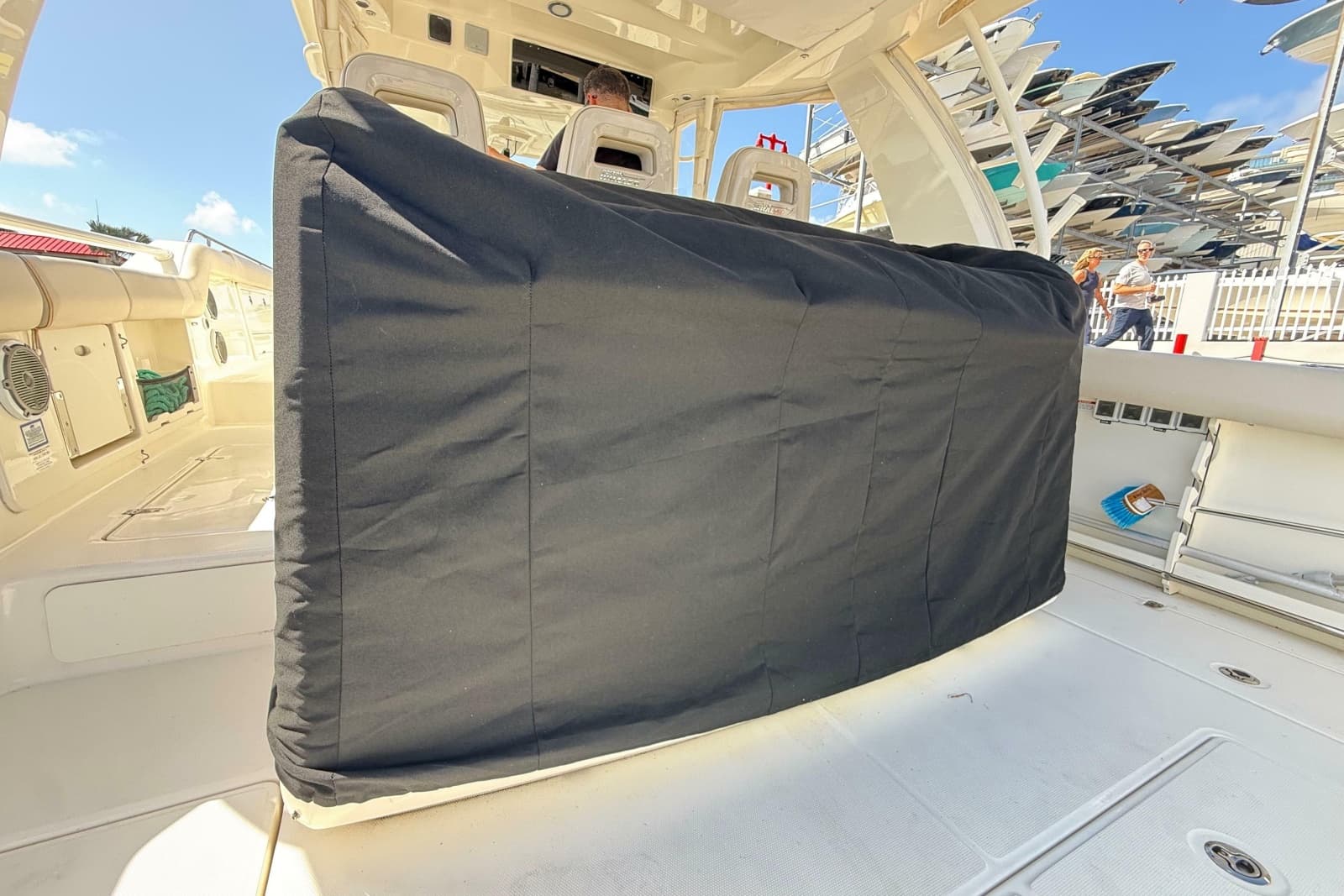 2017 Boston Whaler 420 Outrage - Photo 28