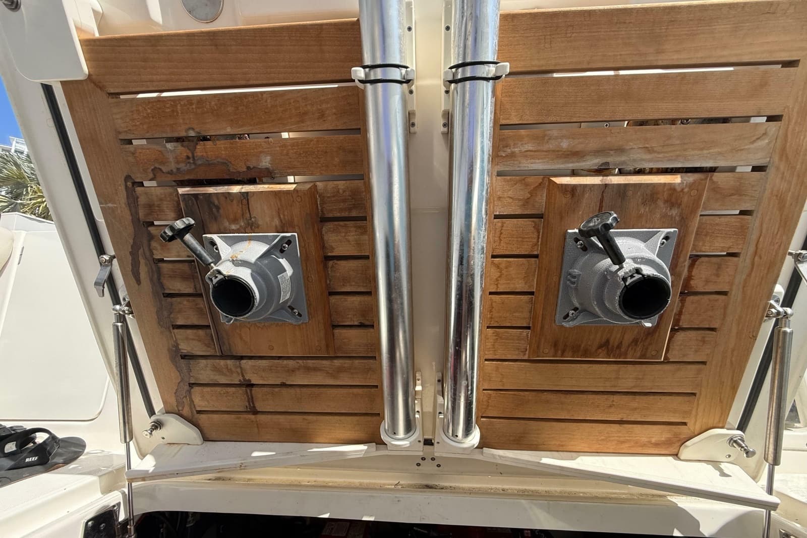 2017 Boston Whaler 420 Outrage - Photo 50