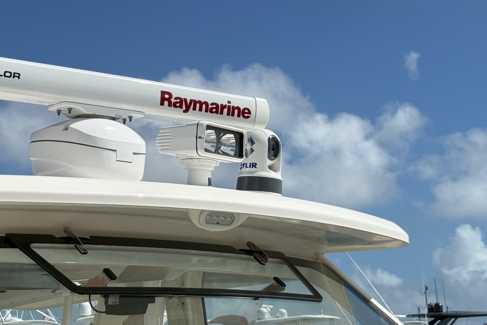 2017 Boston Whaler 420 Outrage - Photo 22