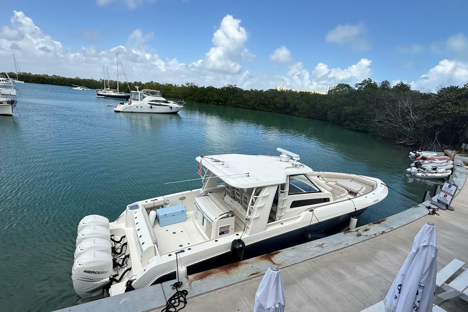 2017 Boston Whaler 420 Outrage - Photo 16