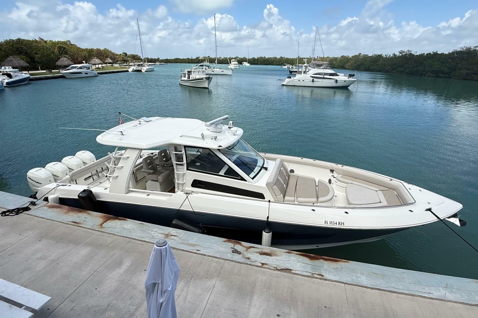 2017 Boston Whaler 420 Outrage - Photo 18