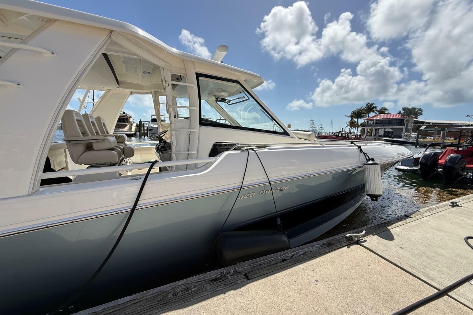 2017 Boston Whaler 420 Outrage - Photo 23