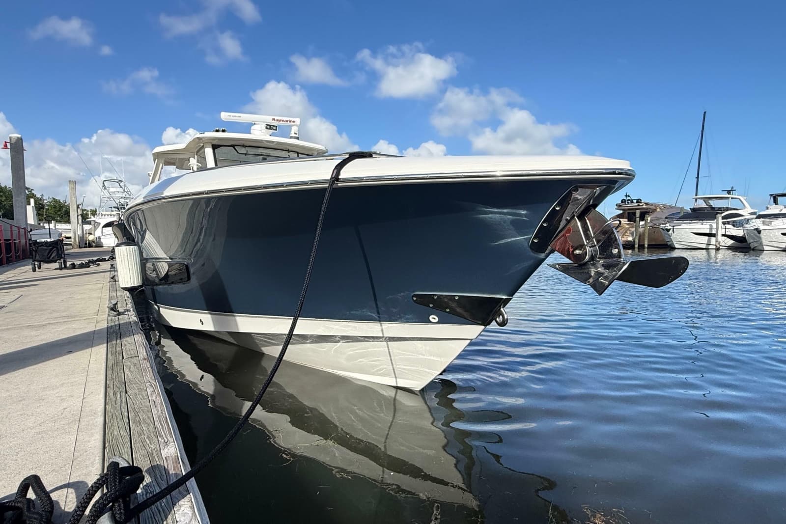 2017 Boston Whaler 420 Outrage - Photo 9