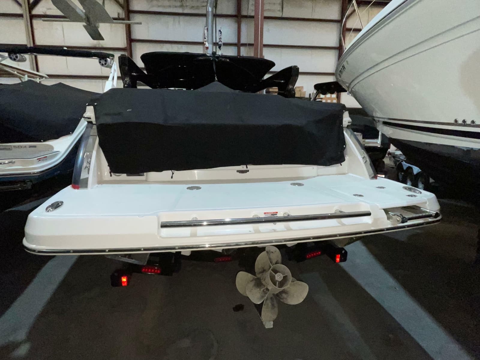2017 Chaparral 287 SSX - Photo 11
