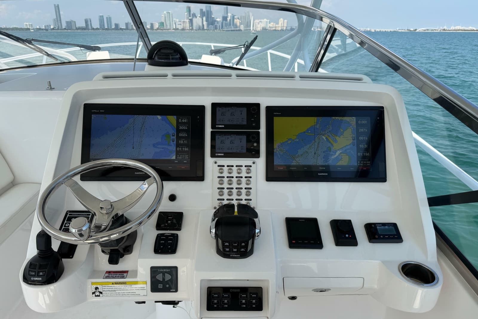 2017 Intrepid 475 Sport Yacht - Photo 13