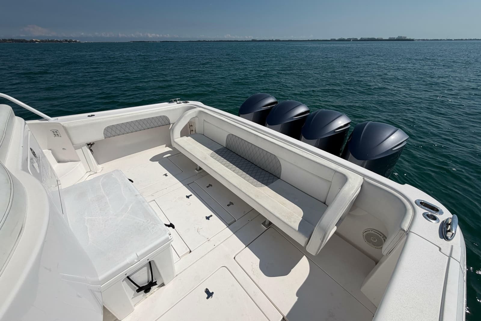 2017 Intrepid 475 Sport Yacht - Photo 10