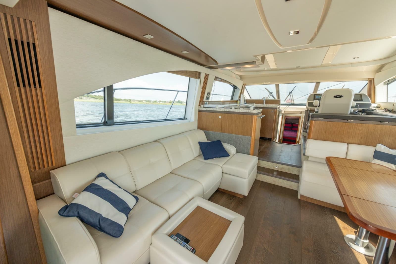 2017 Sea Ray 510 Fly - Photo 31