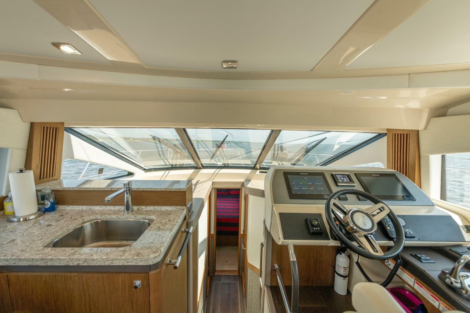 2017 Sea Ray 510 Fly - Photo 42