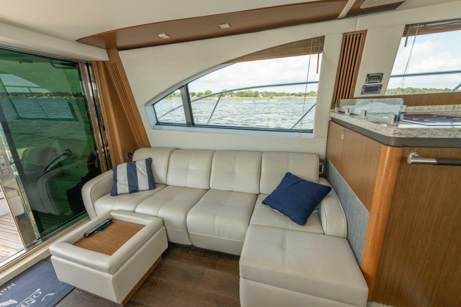 2017 Sea Ray 510 Fly - Photo 29