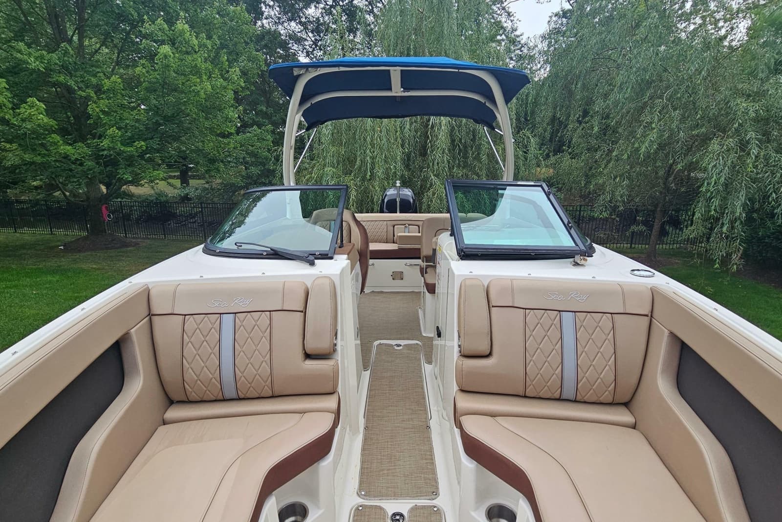 2017 Sea Ray SDX 240 Outboard - Photo 36