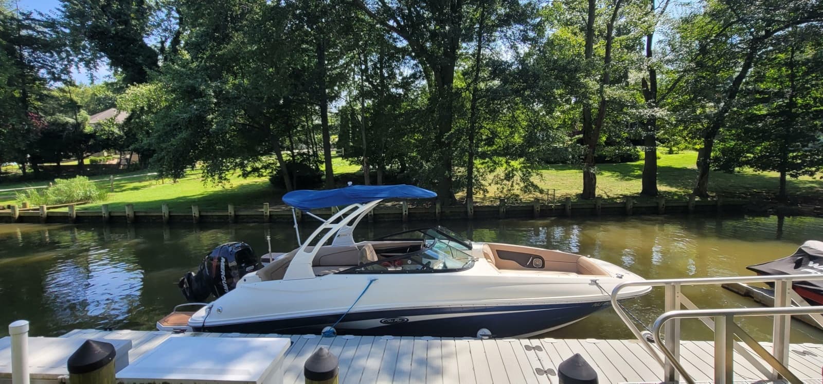 2017 Sea Ray SDX 240 Outboard - Photo 3
