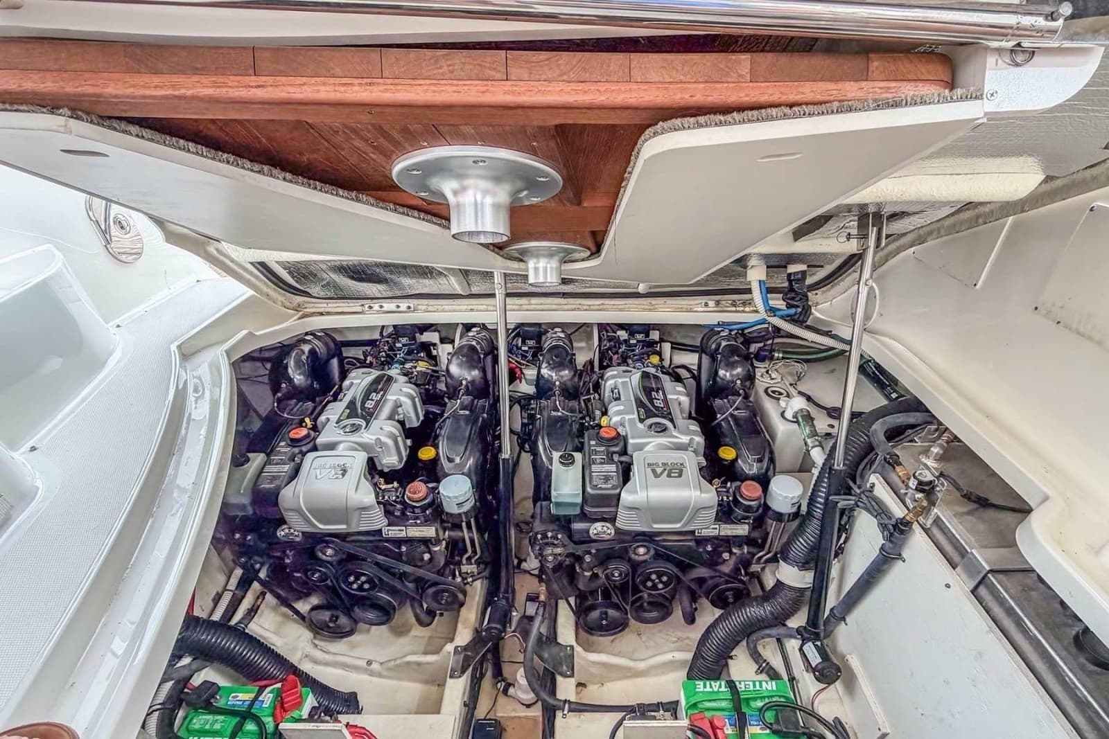 2017 Sea Ray Sundancer 350 Coupe - Photo 37