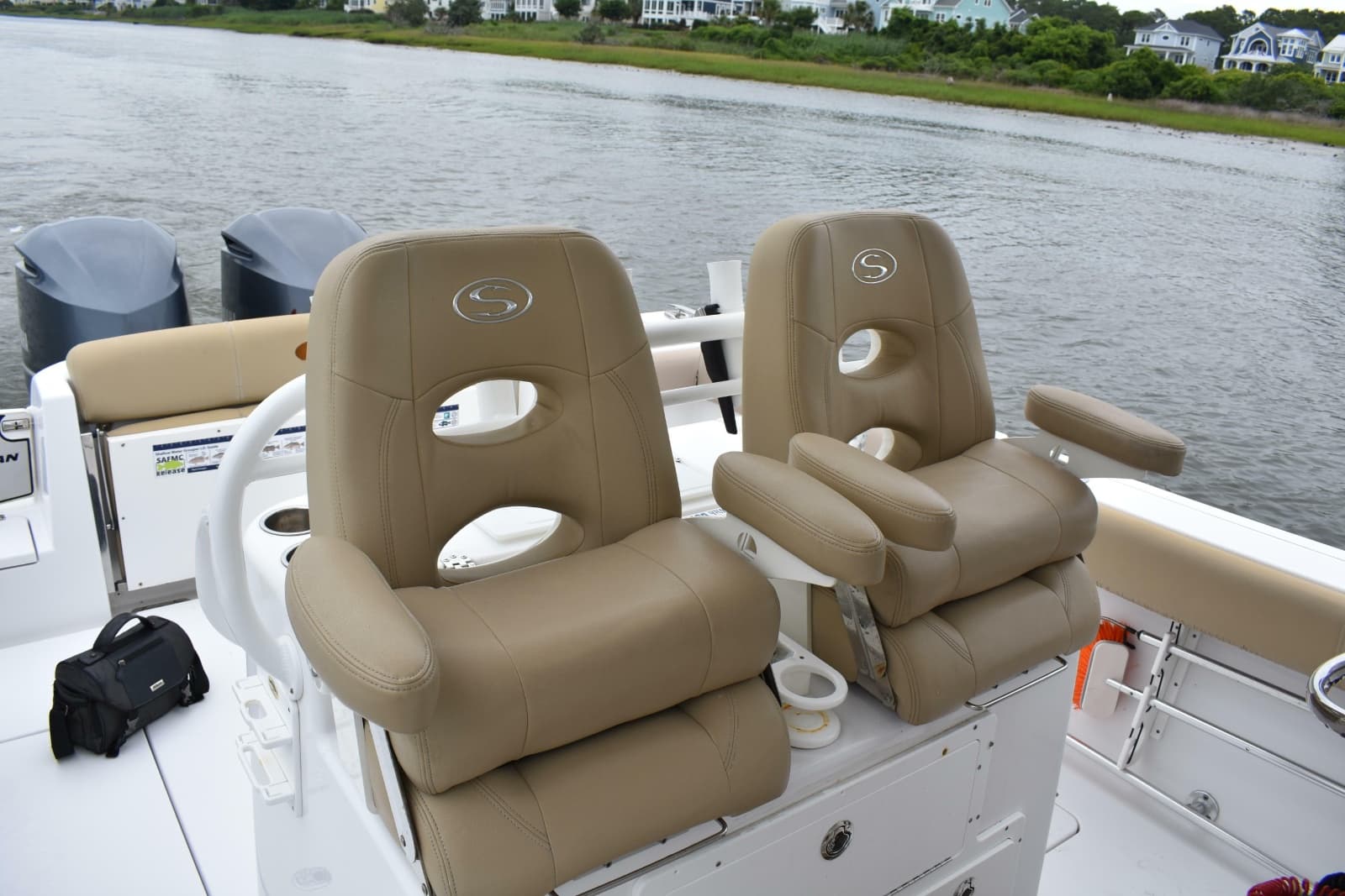 2017 Sportsman Open 312 Center Console - Photo 17