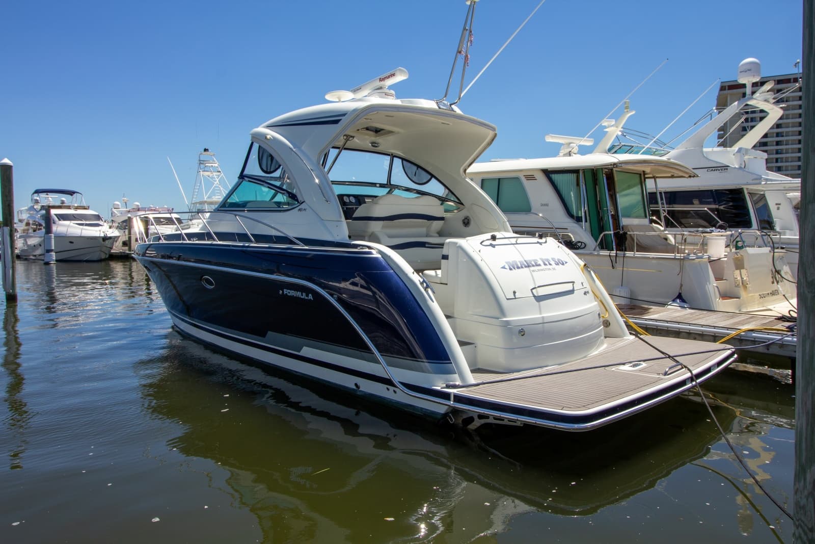 2016 Formula 40 Performance Cruiser - Photo 15