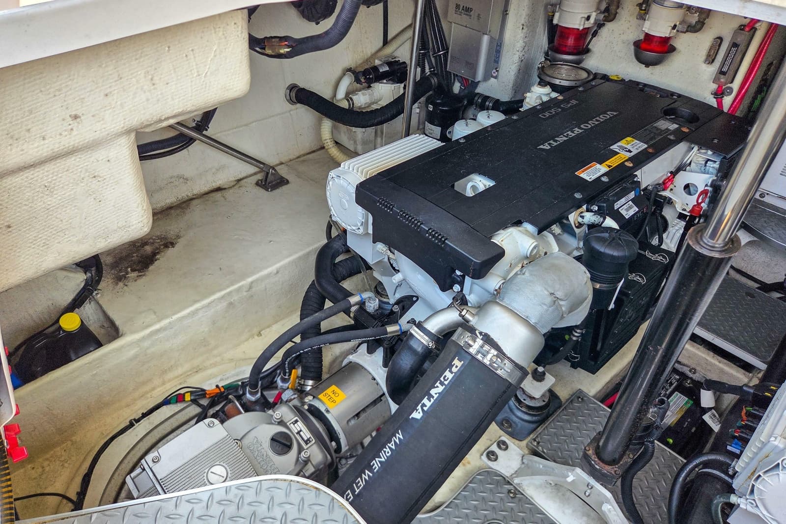 2016 Formula 40 Performance Cruiser - Photo 47