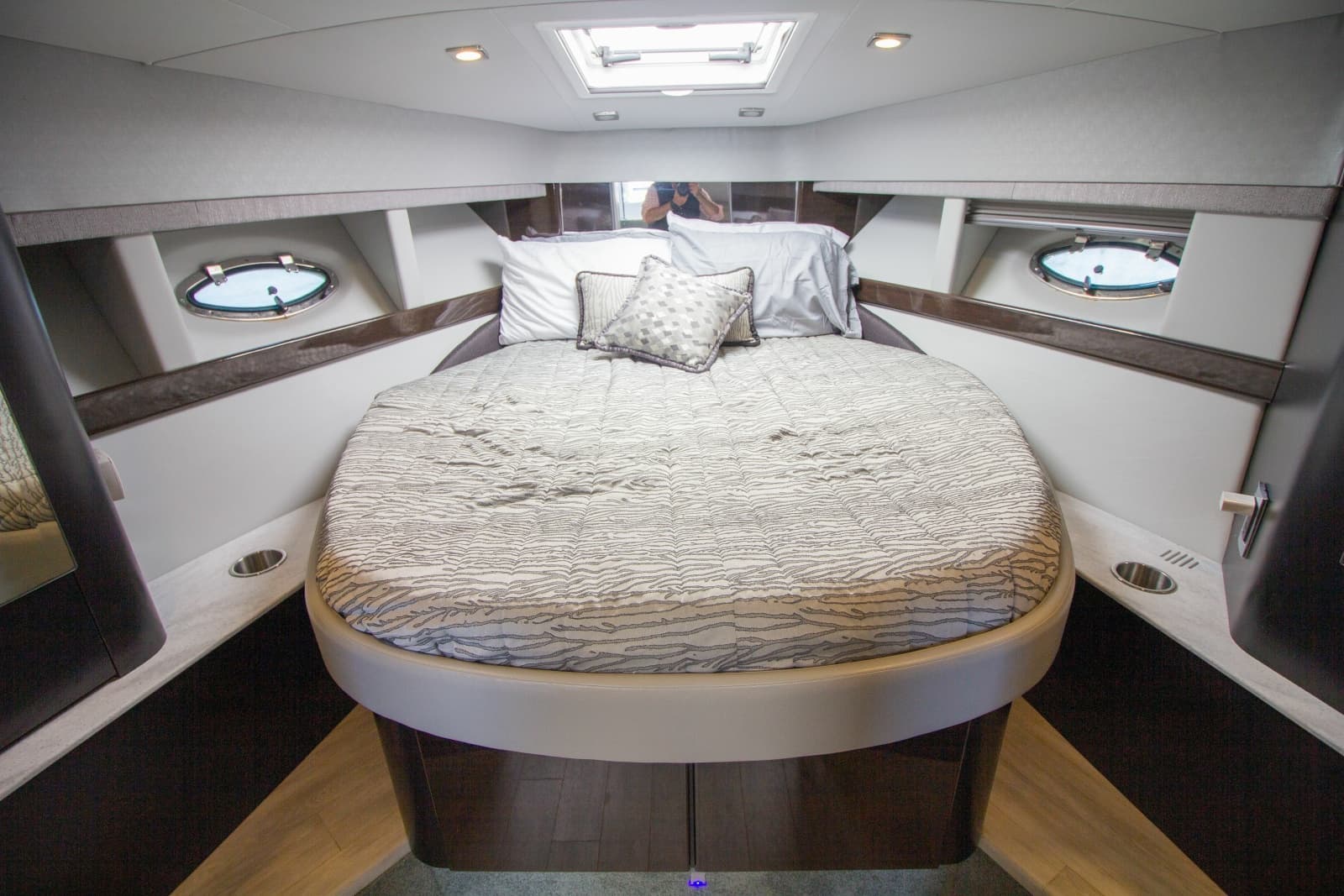 2016 Formula 40 Performance Cruiser - Photo 42