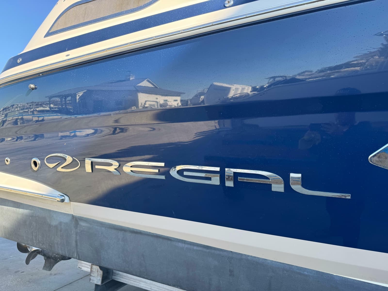 2016 Regal 35 Sport Coupe - Photo 92