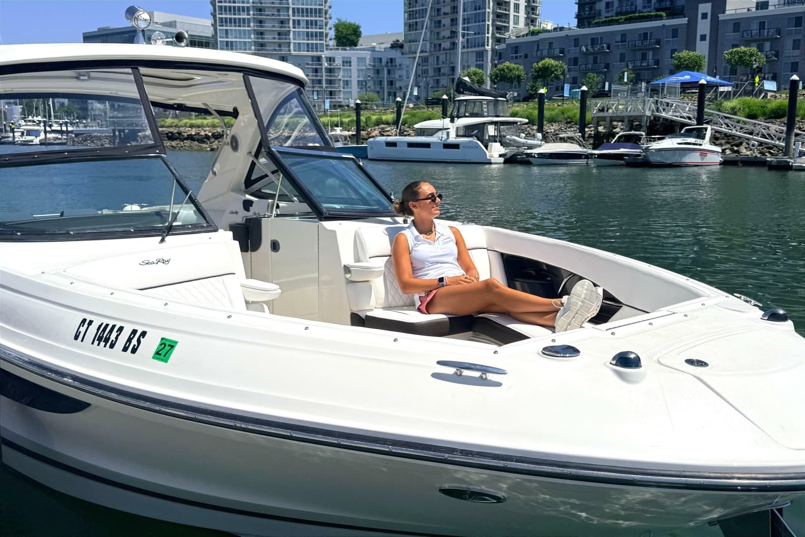2016 Sea Ray SLX 350 - Photo 24