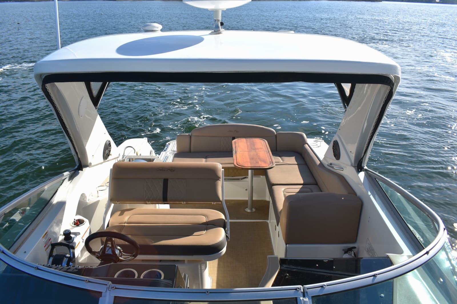 2016 Sea Ray Sundancer 310 - Photo 19