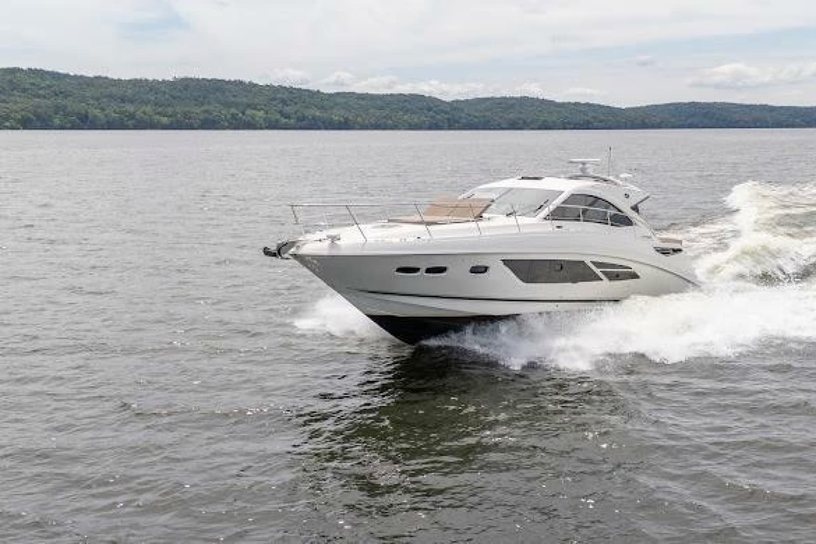 2016 Sea Ray Sundancer 510 - Photo 16