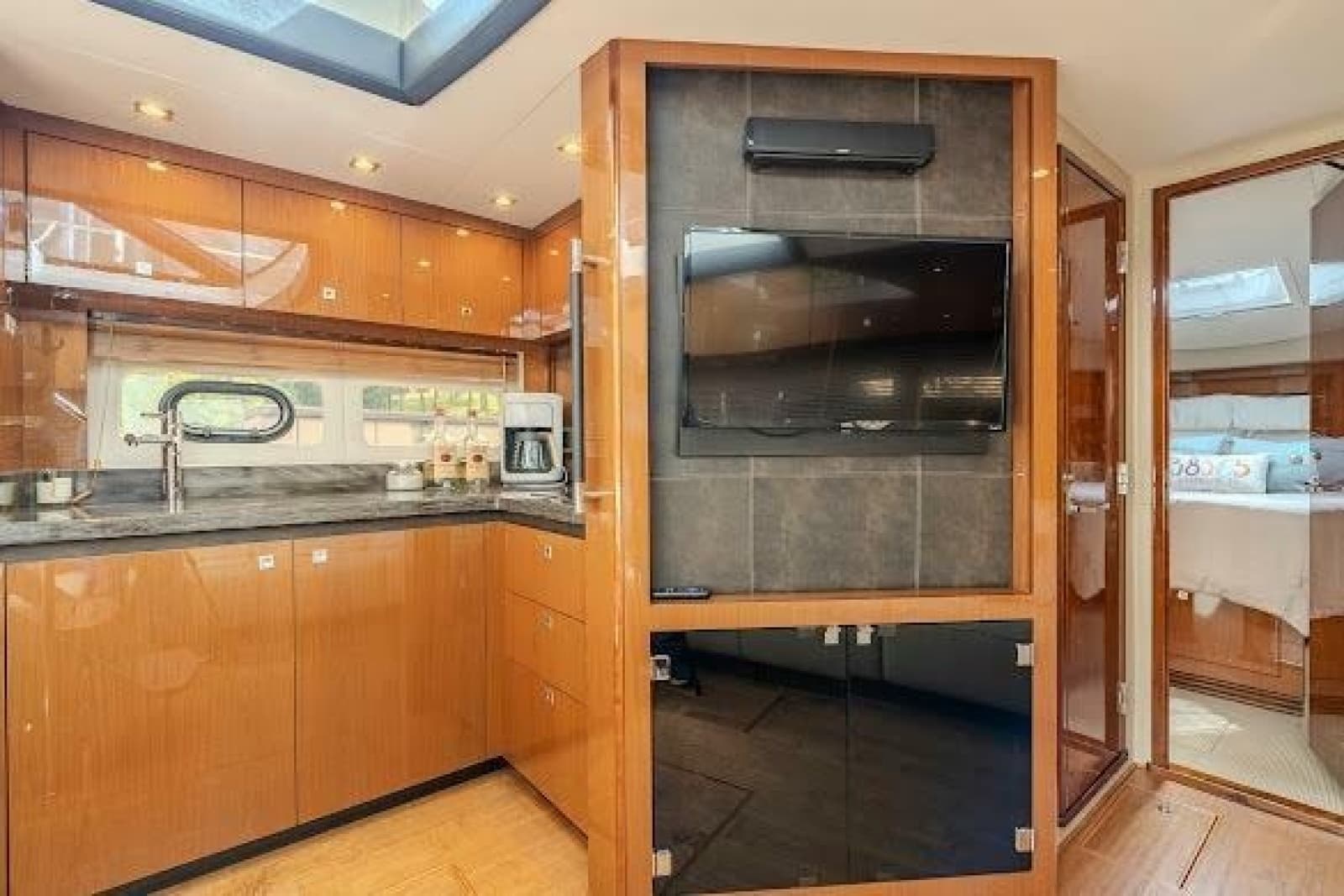 2016 Sea Ray Sundancer 510 - Photo 42