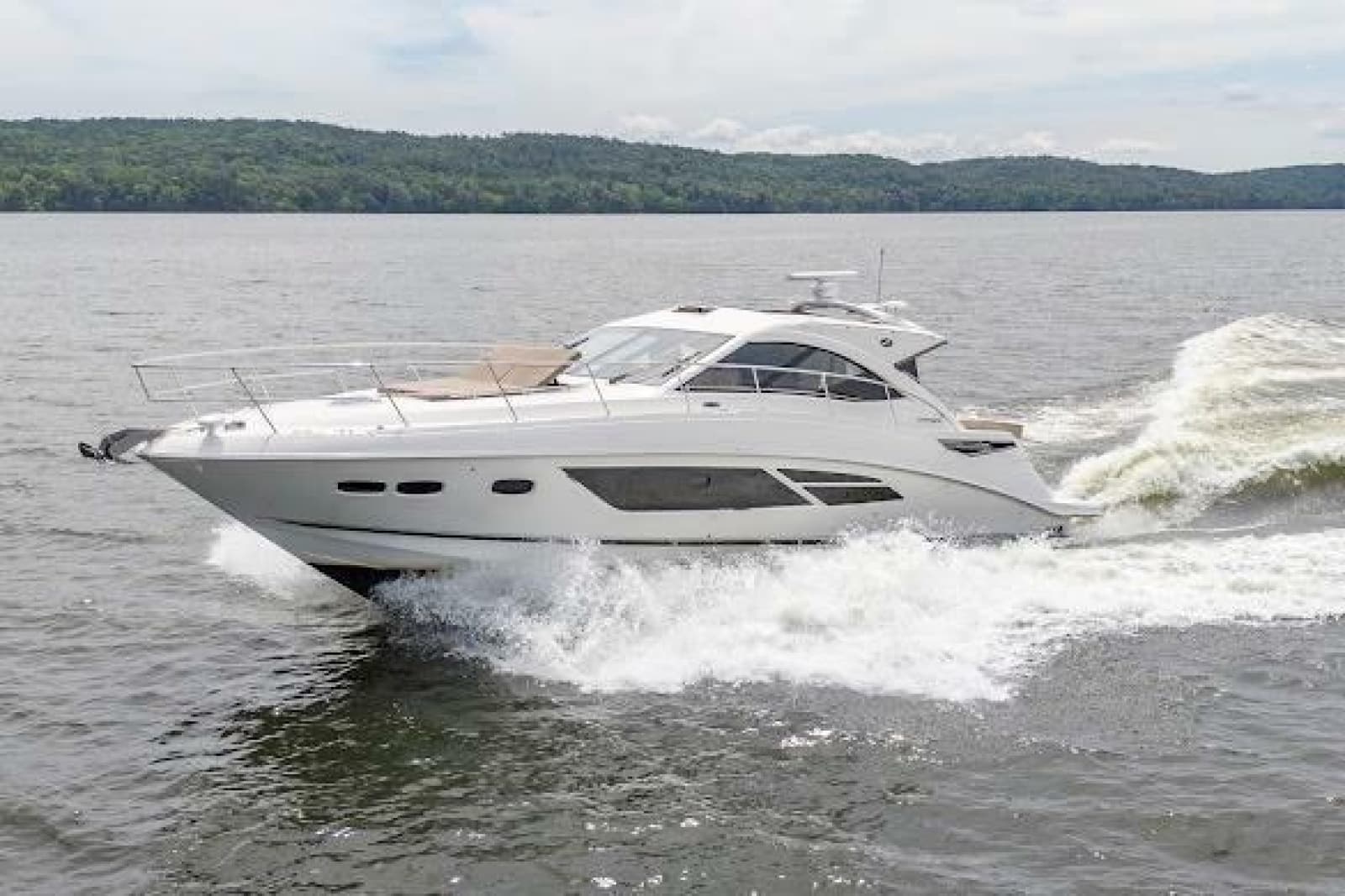 2016 Sea Ray Sundancer 510 - Photo 12