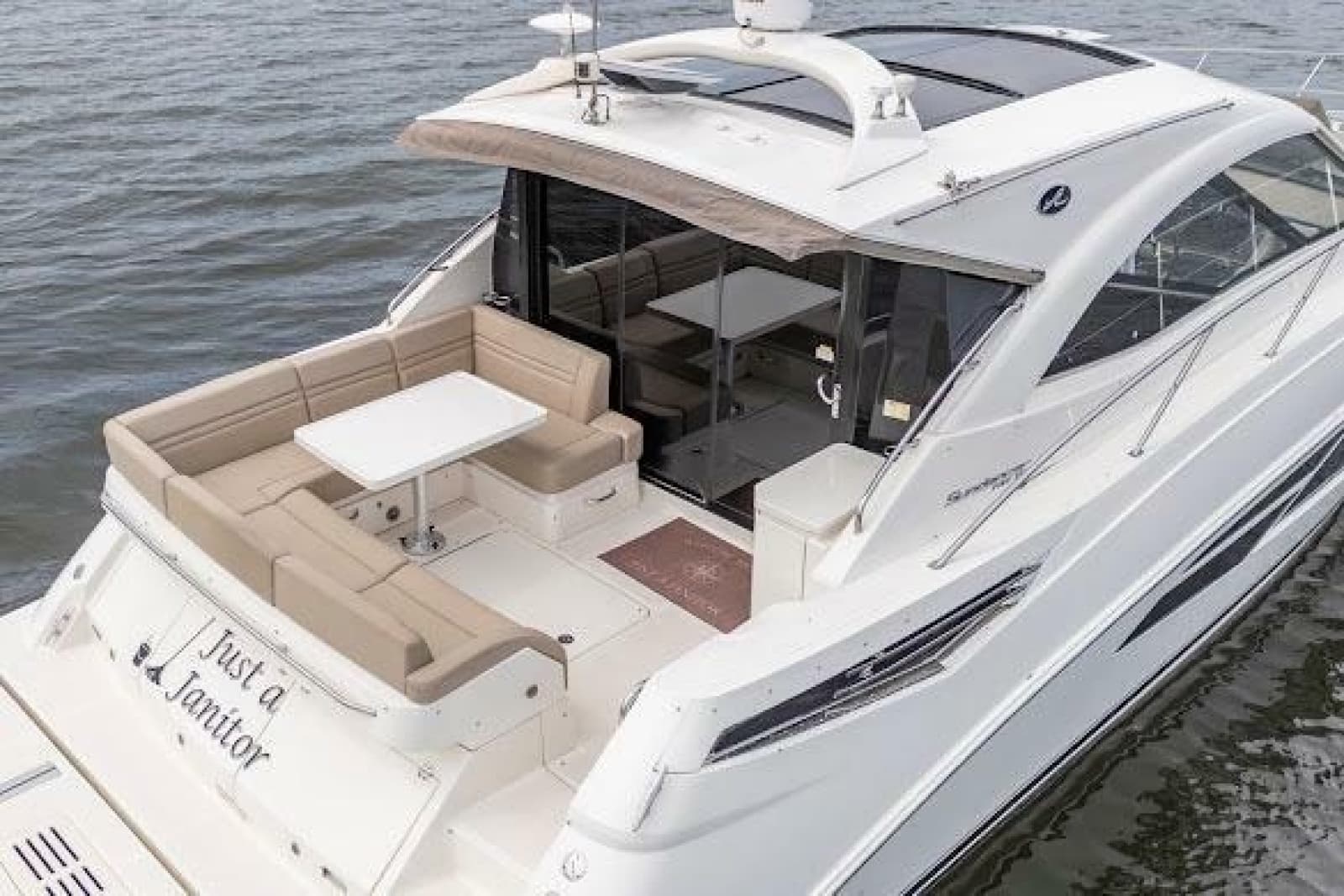 2016 Sea Ray Sundancer 510 - Photo 9