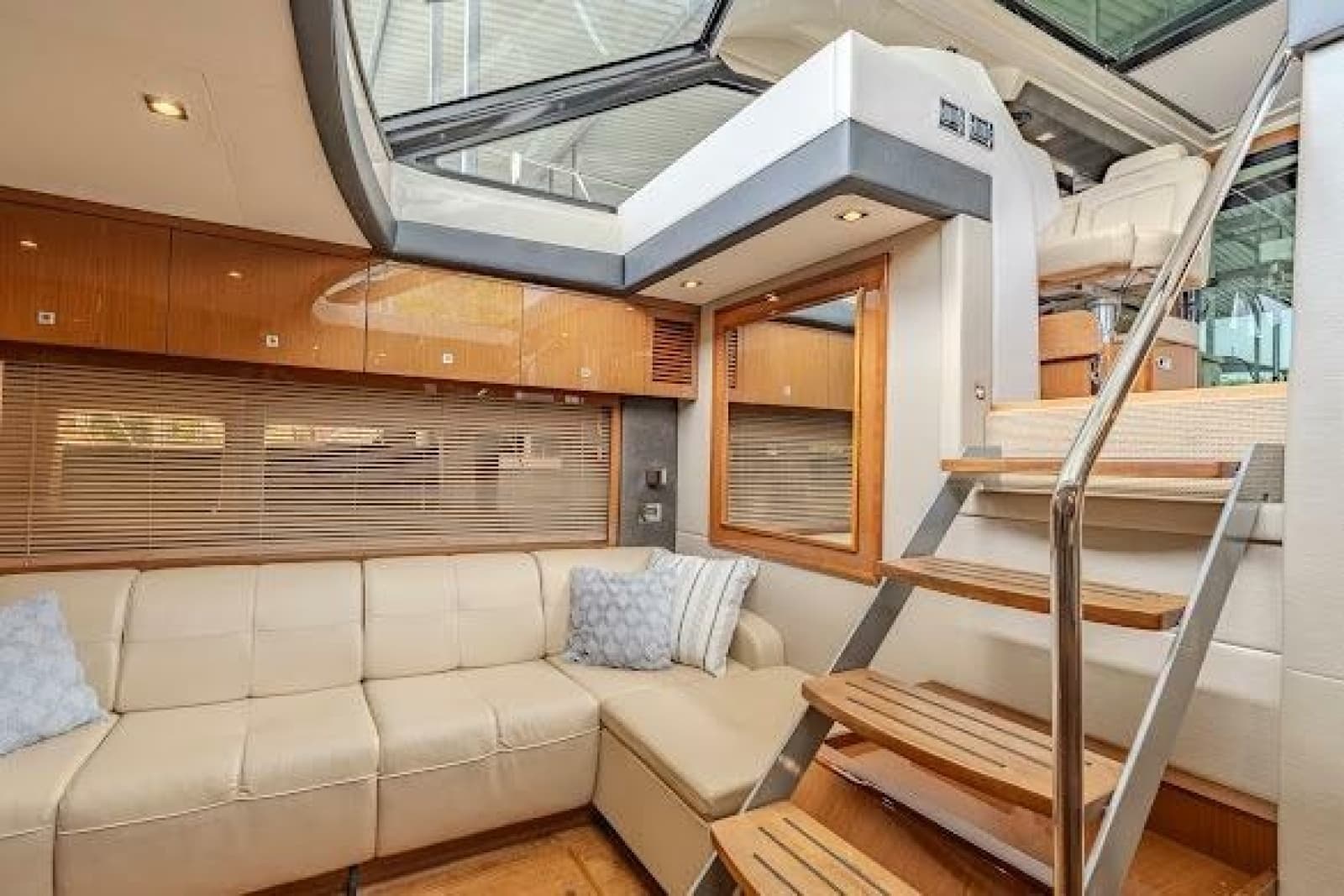 2016 Sea Ray Sundancer 510 - Photo 36