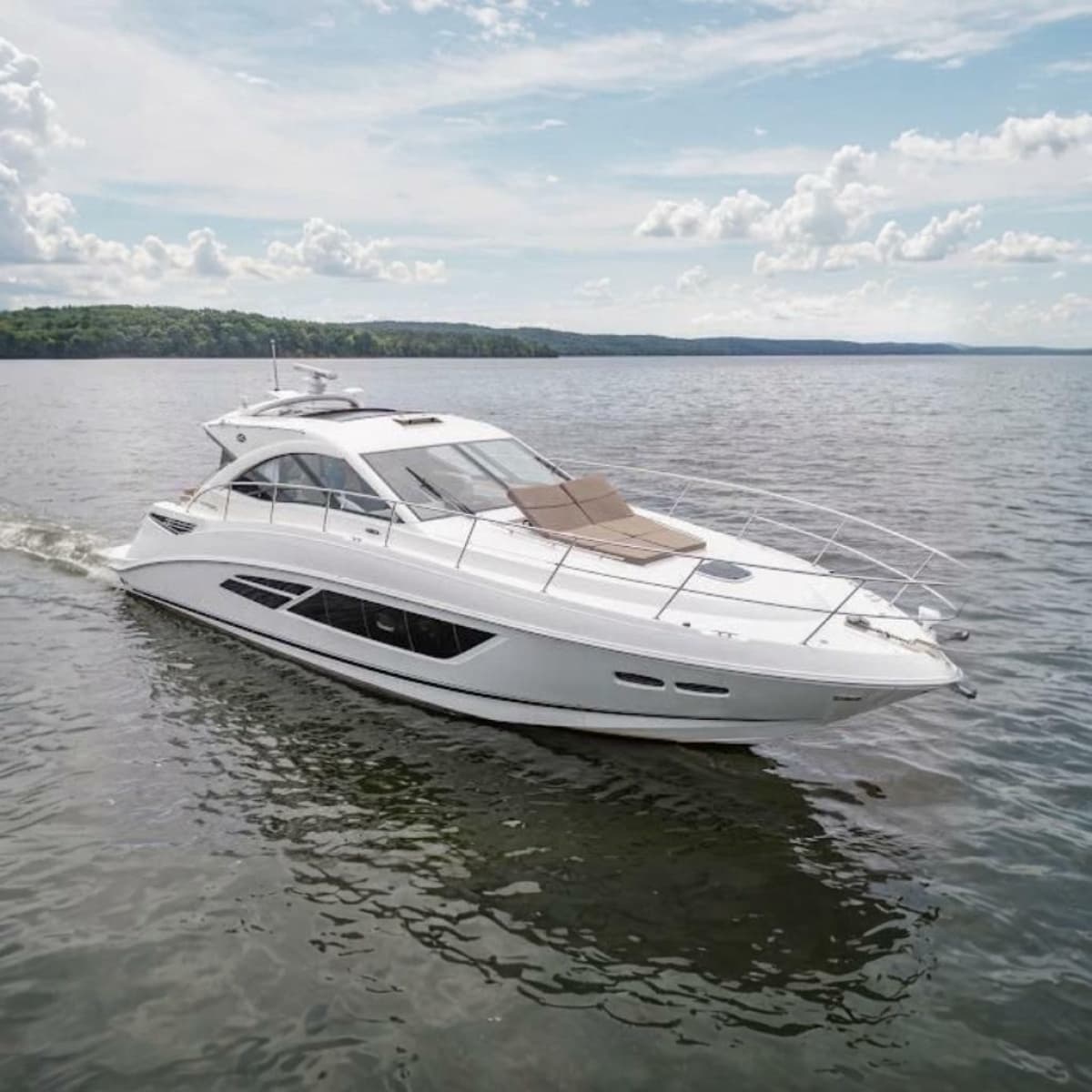 2016 Sea Ray Sundancer 510 - Photo 2
