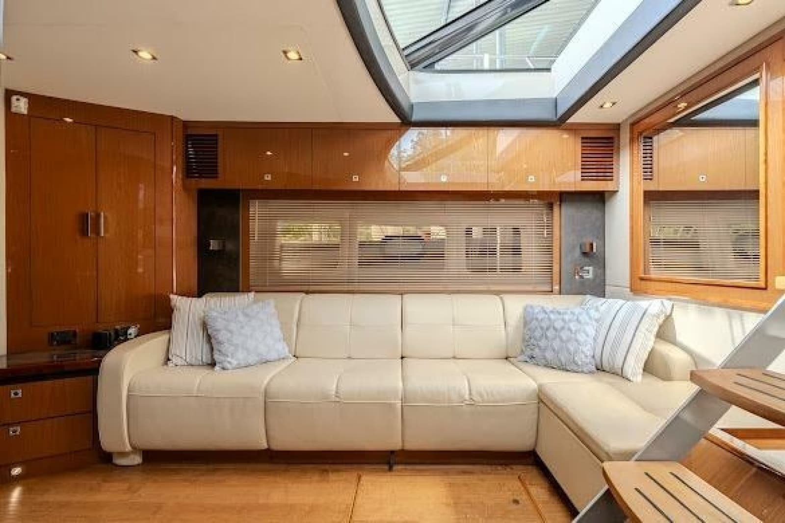 2016 Sea Ray Sundancer 510 - Photo 48