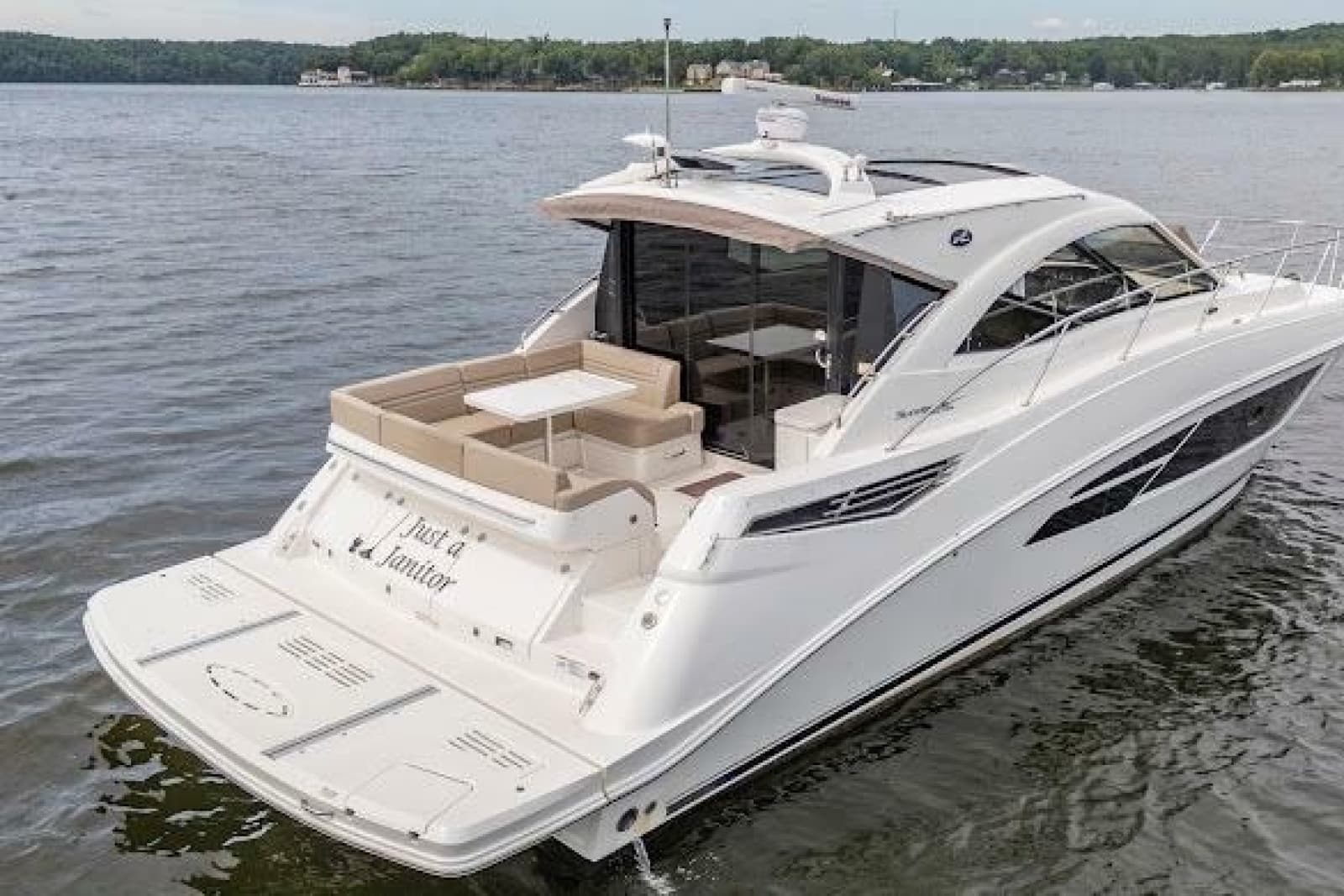 2016 Sea Ray Sundancer 510 - Photo 8