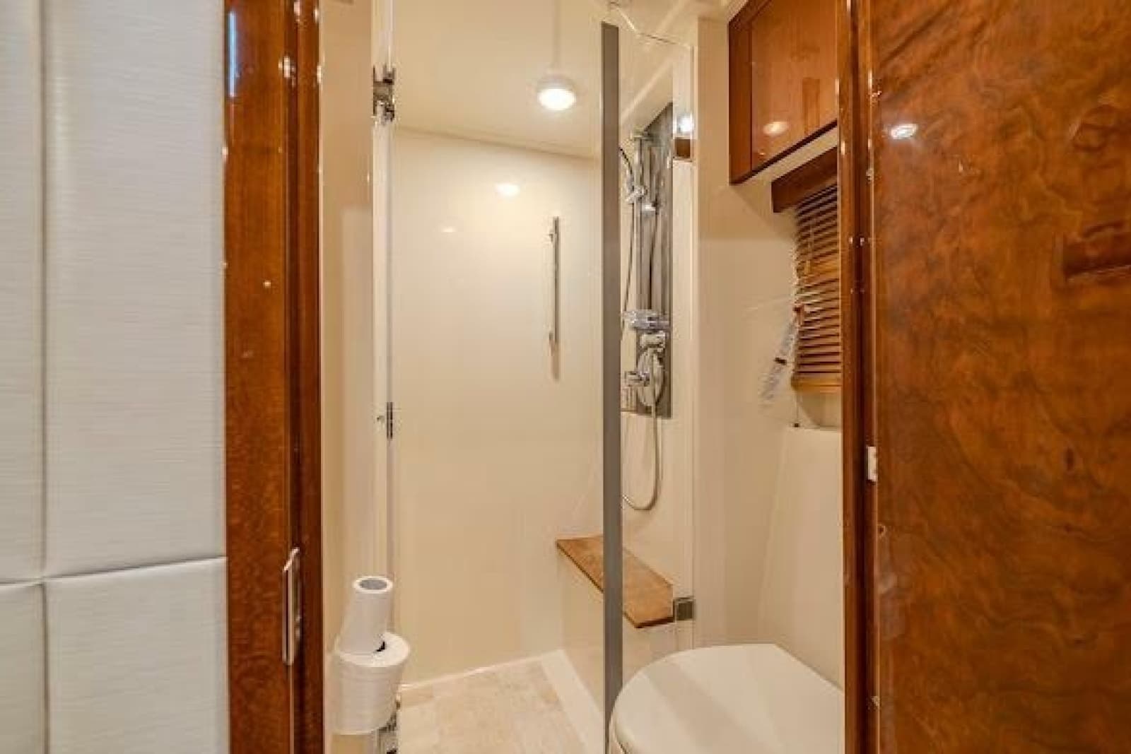 2016 Sea Ray Sundancer 510 - Photo 34