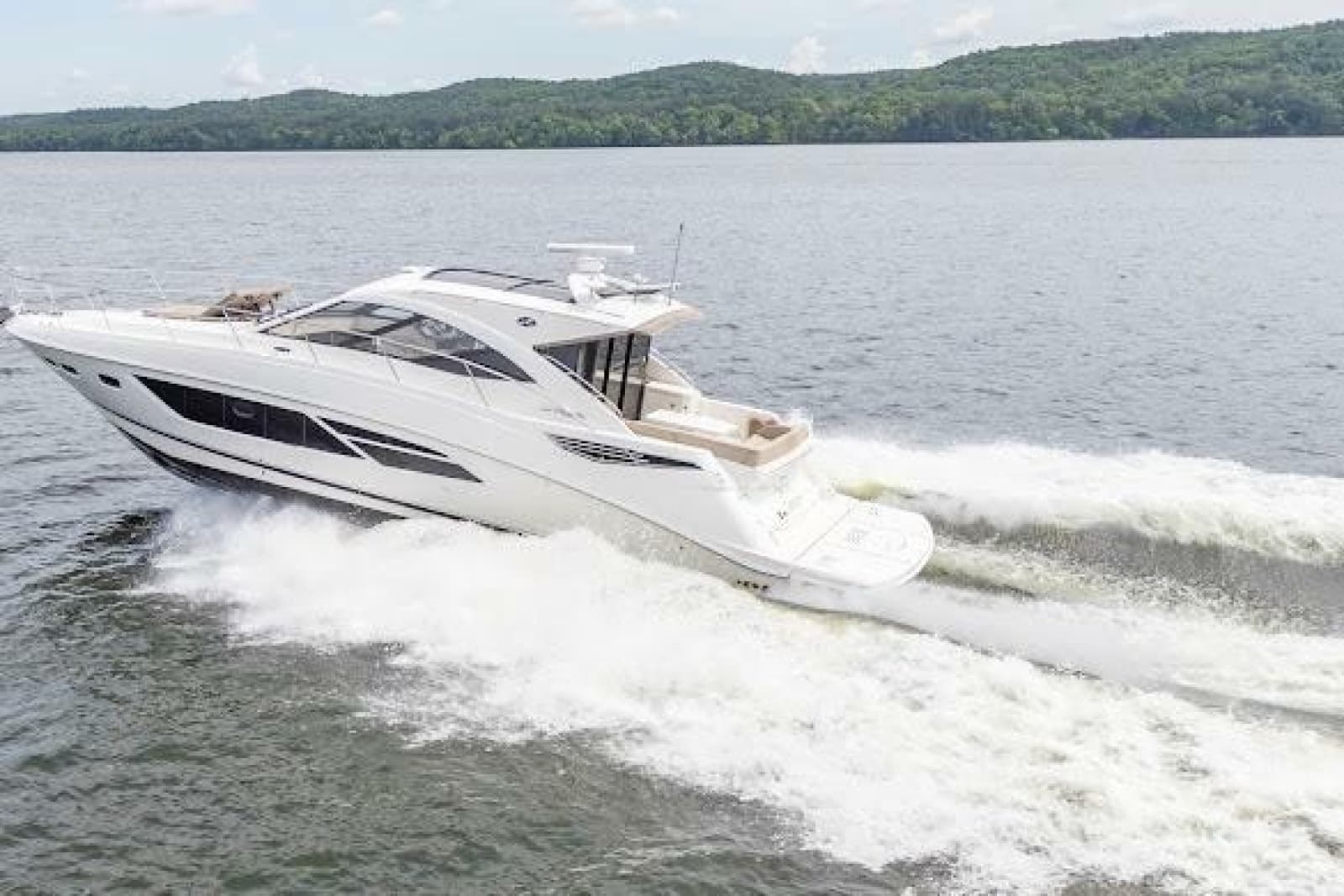 2016 Sea Ray Sundancer 510 - Photo 11