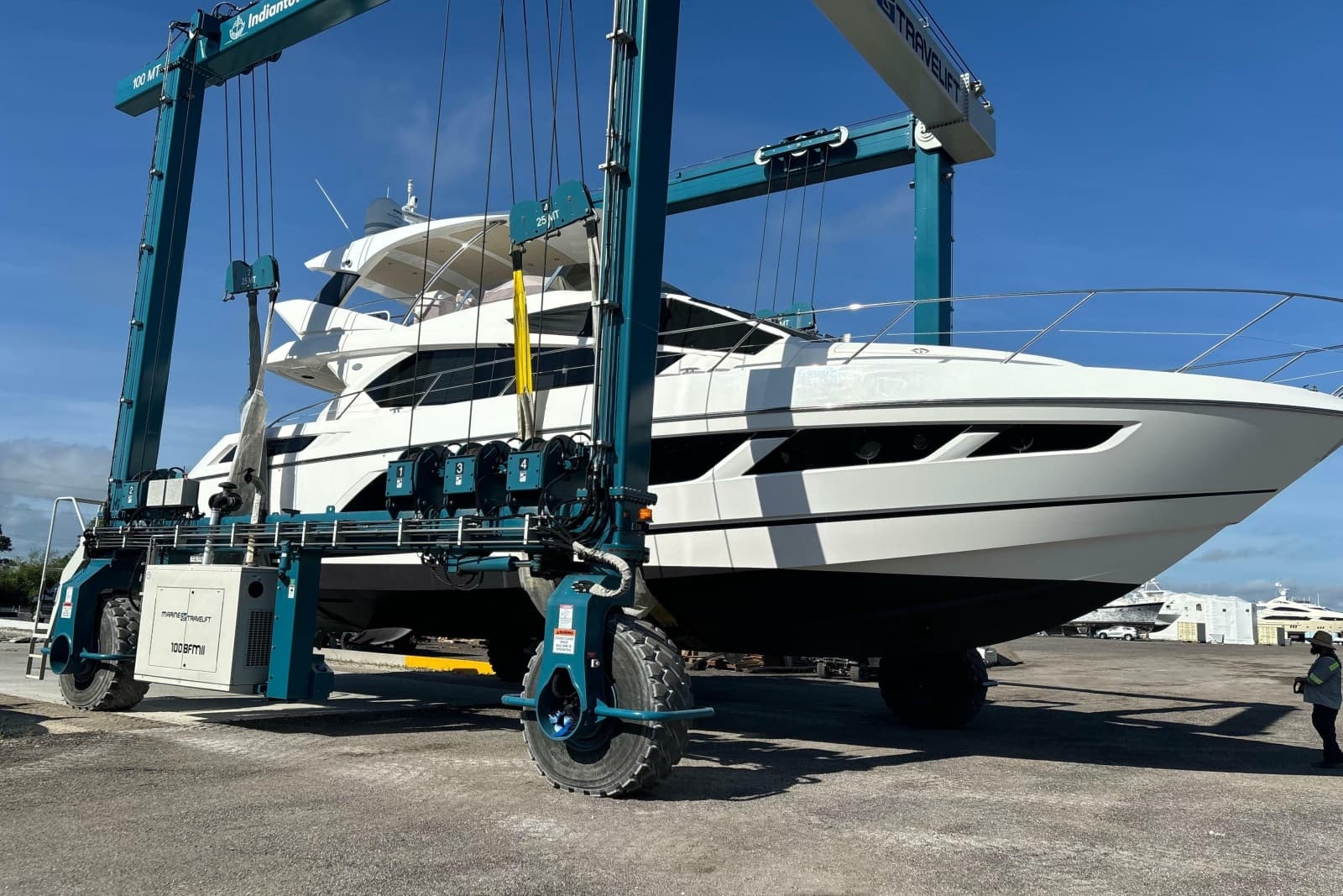 2016 Sunseeker Manhattan 65 - Photo 24